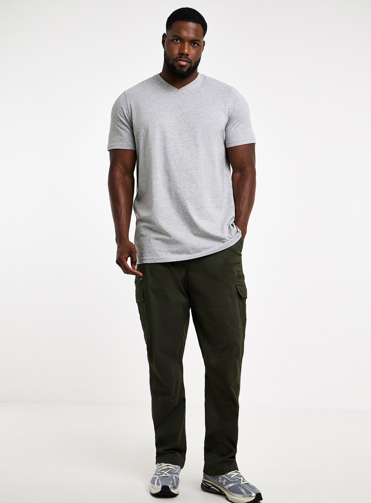 JACAMO 5 Pack V Neck T-Shirt Extra Long 1XL - Image 3 thumbnail